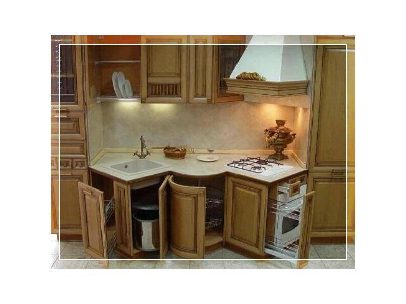 современная кухня из массива в Сыктывкаре