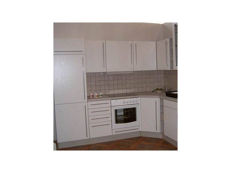 угловая белая кухня в Сыктывкаре