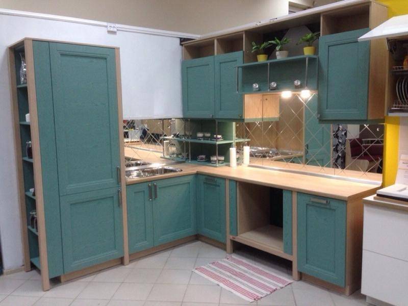 кухонный гарнитур угловой в Сыктывкаре