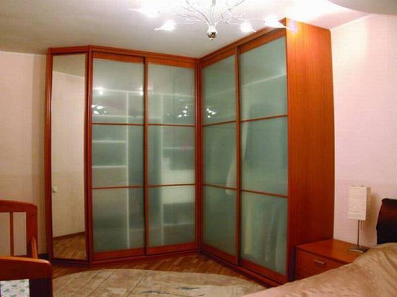 шкаф - купе угловой в Сыктывкаре
