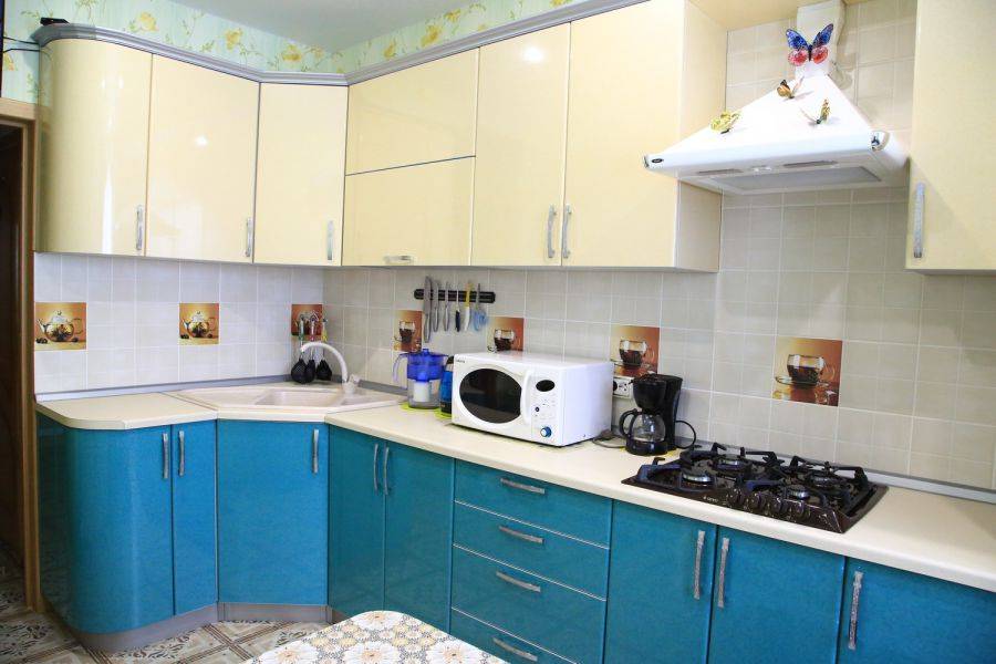 угловая радиусная кухня в Сыктывкаре