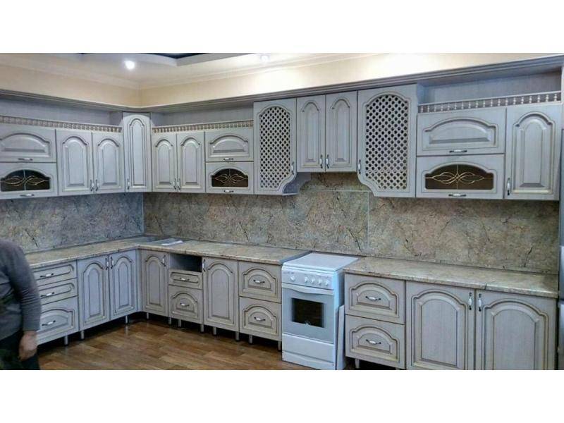 классическая угловая кухня в Сыктывкаре