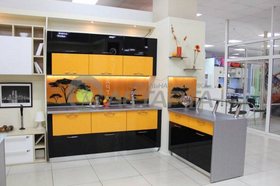 кухня сафари в квартиру студию в Сыктывкаре