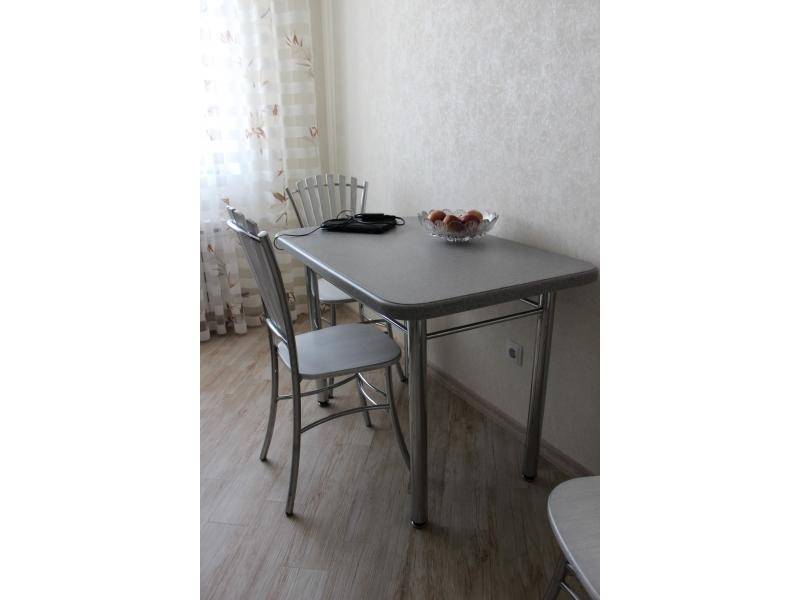 стол из искусственного камня в Сыктывкаре