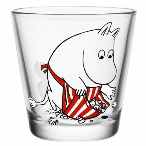 стакан муми-мама на пляже в Сыктывкаре